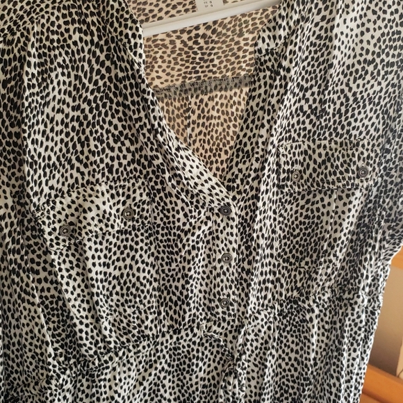 MOTHERHOOD Pattern Top Size Large - Picture 2 of 4